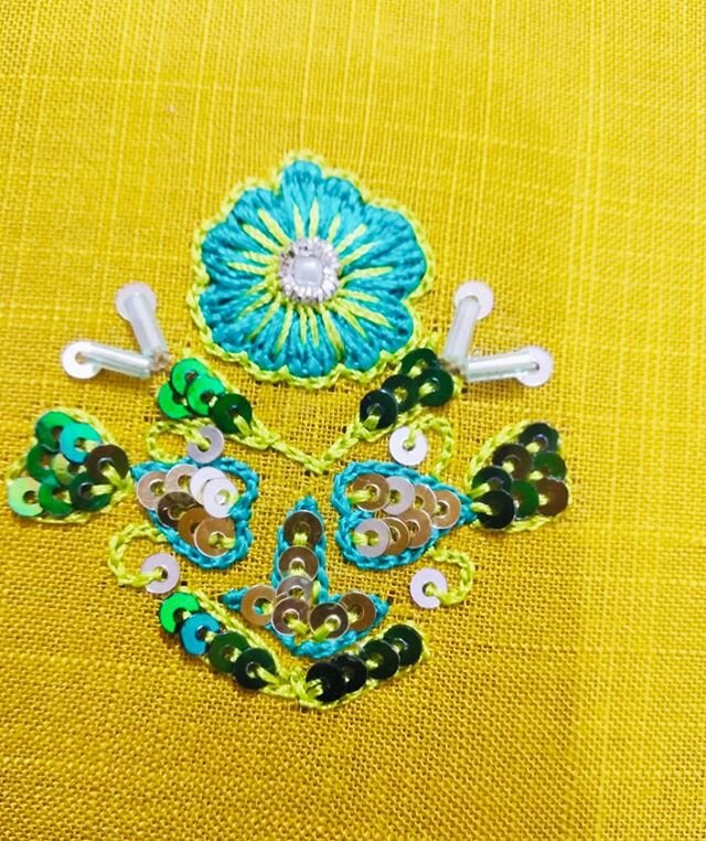 Nayyy-yawnnnn ;; embellished tiki flower for the run. // embracing all the brightness we can get. ☀️ &bull;
&bull;
&bull;
Oh btw, nayyy-yawnnn : NEON. Incase it wasn&rsquo;t clear ~~ 😅 &bull;
&bull;
&bull;
#embellishments #fabricdesign #textiledesig