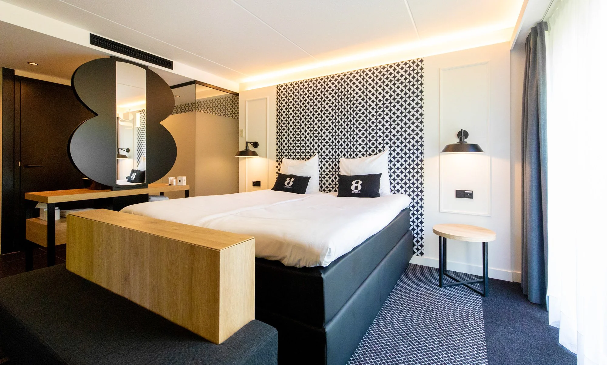 LOWRES-Gr8 Hotels 17.jpg