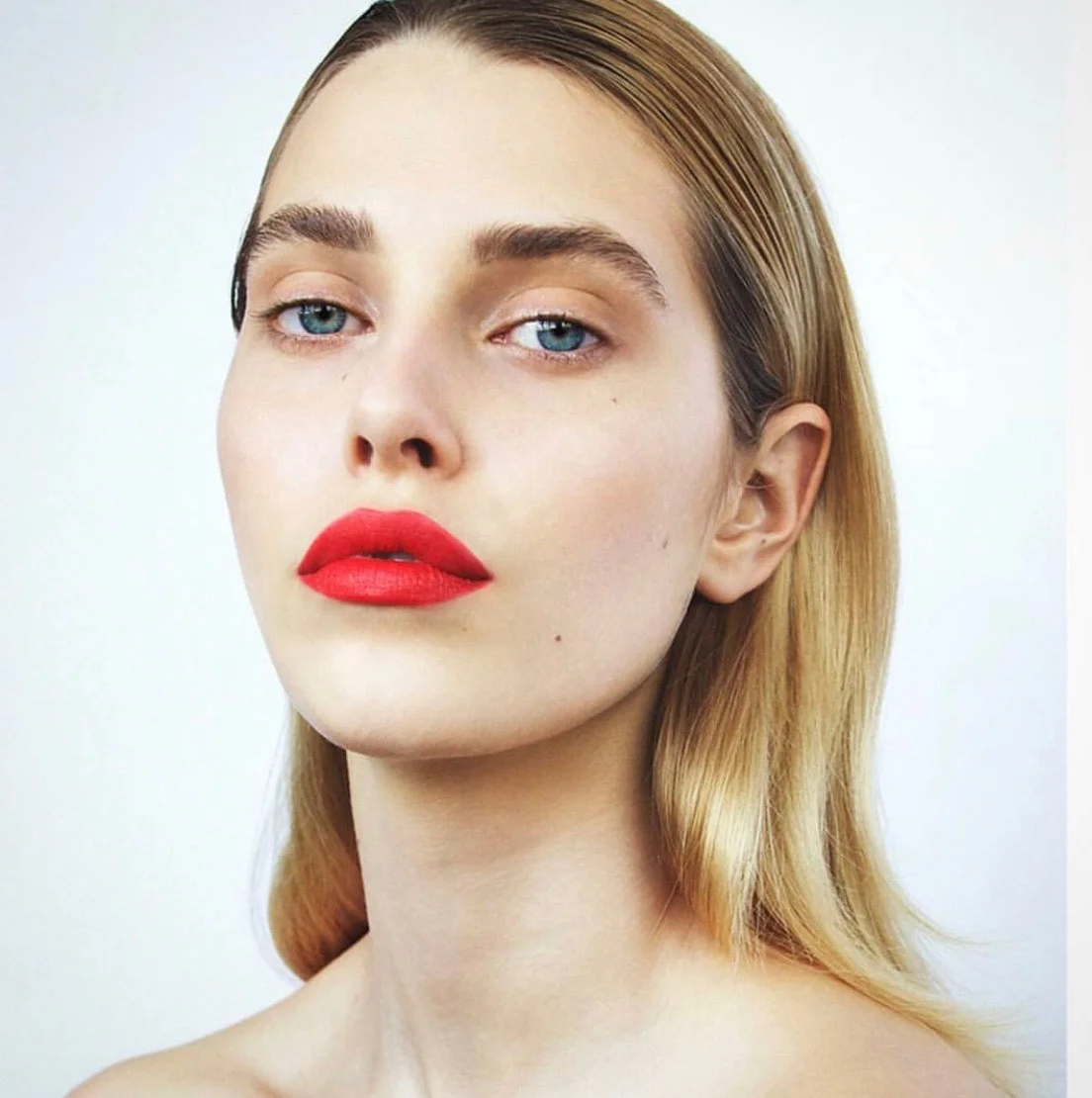 Inspiration Pic via INSTAGRAM - MAKE up by Isabella Schimid