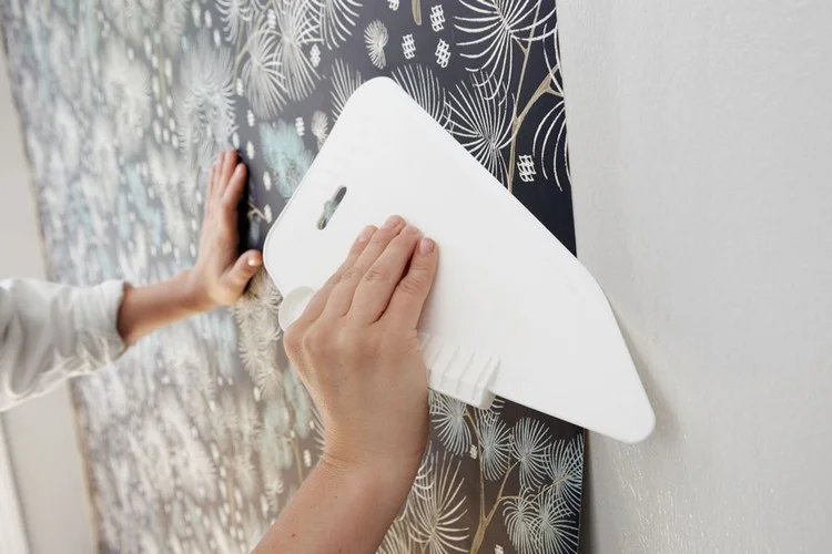 pose-papier-peint-morflage-processus-détail.jpg