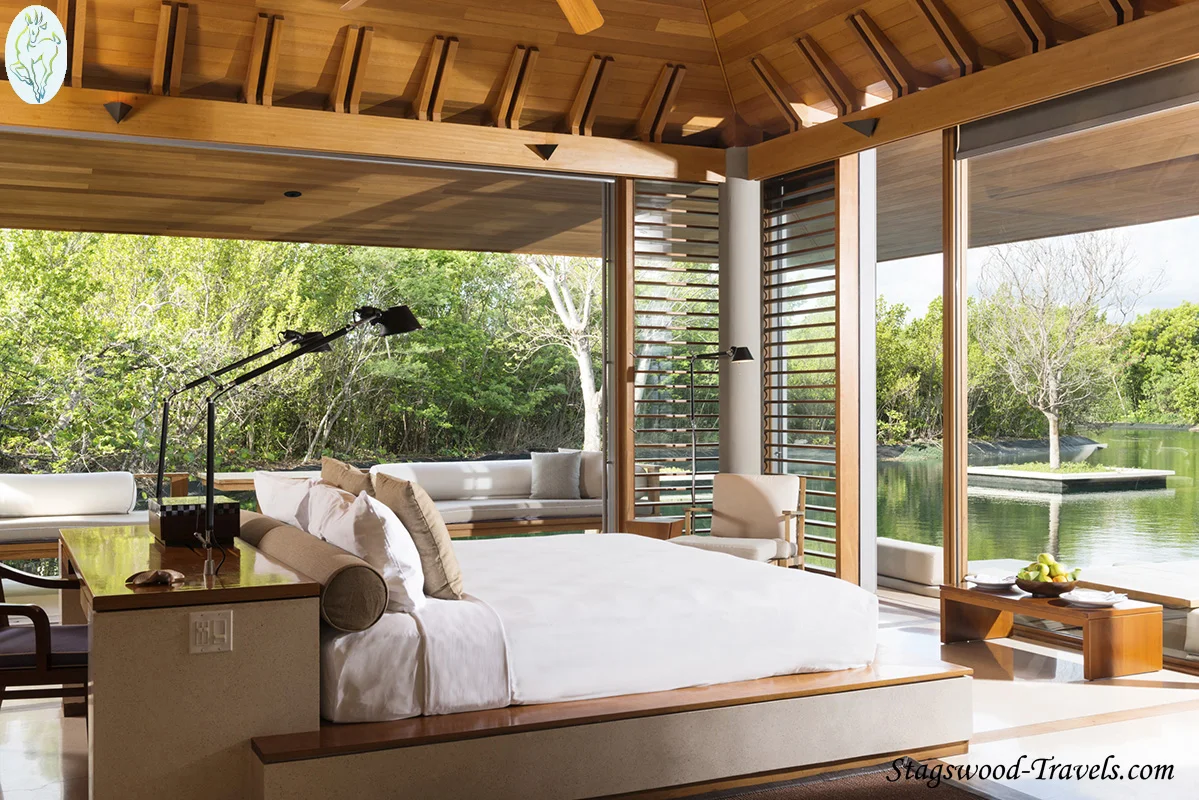 11. Amanyara V12_10_High Res_11911_web_logo_site.jpg