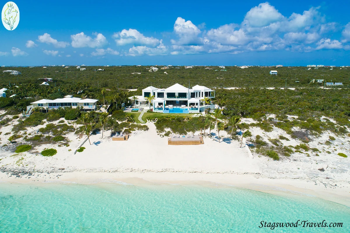 Triton Villa_53_web_logo_site.jpg