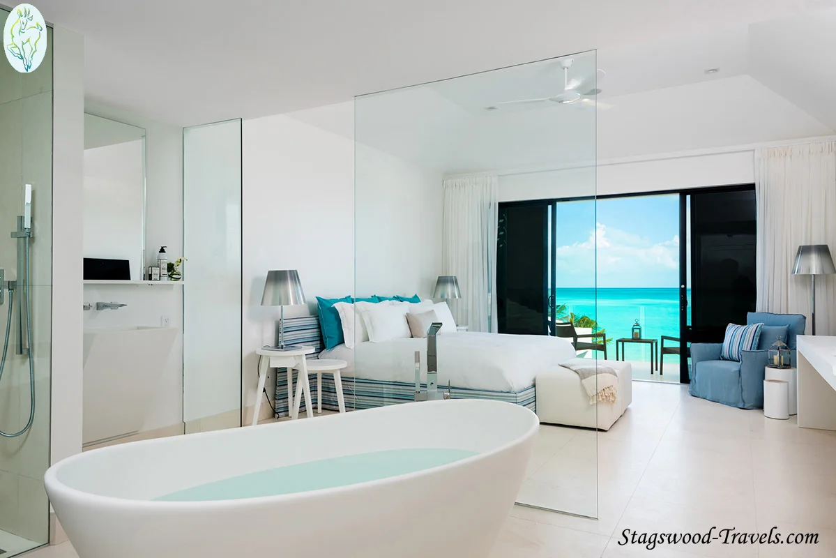 Triton Villa_09_web_logo_site.jpg