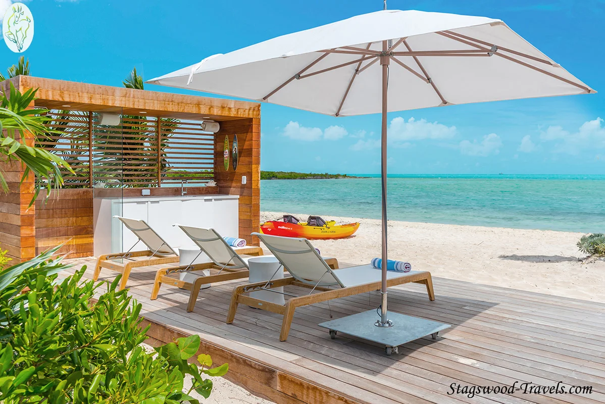 BELB High Res Villa 1 Beach Deck (1)_web_logo_site.jpg