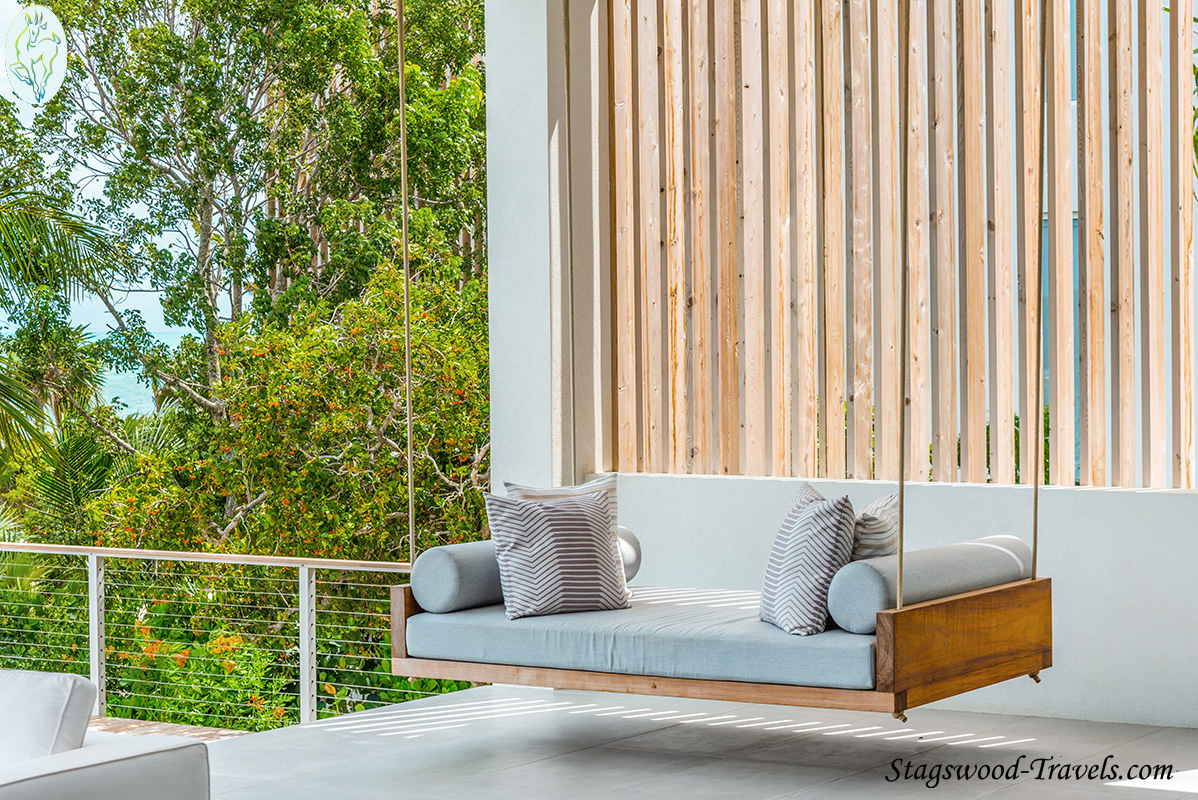 BELB High Res Villa 1 Day Bed (2)_web_logo_site.jpg