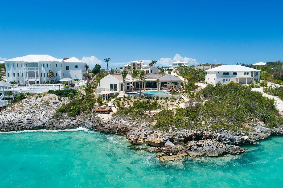 Villa Alinna_25 retouch_web.jpg