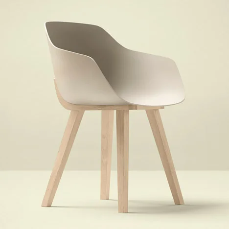 The-First-Bioplastic-Chair-devon.jpg