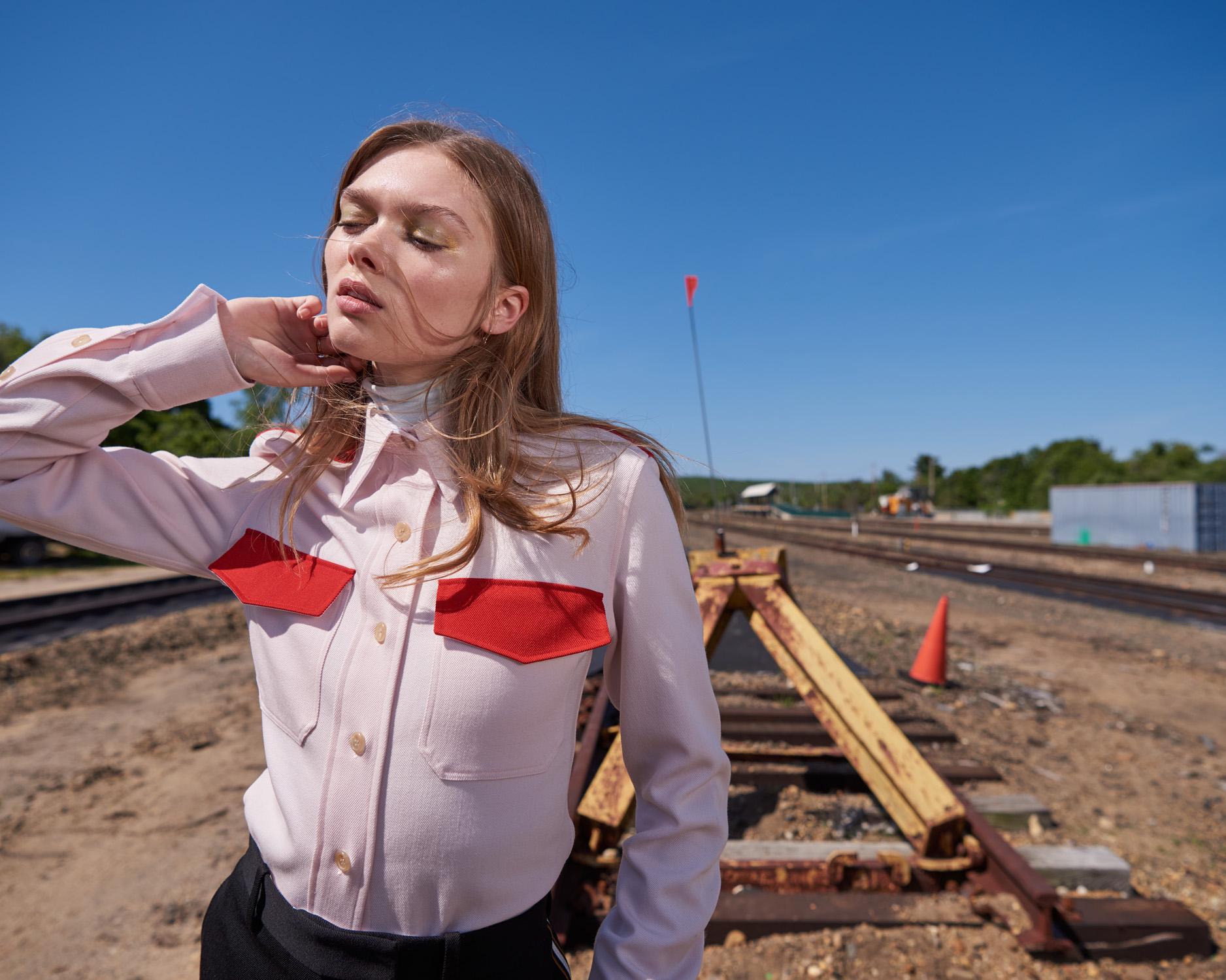 02_ML_SpaceCowboys_TrainTrack_465.jpg