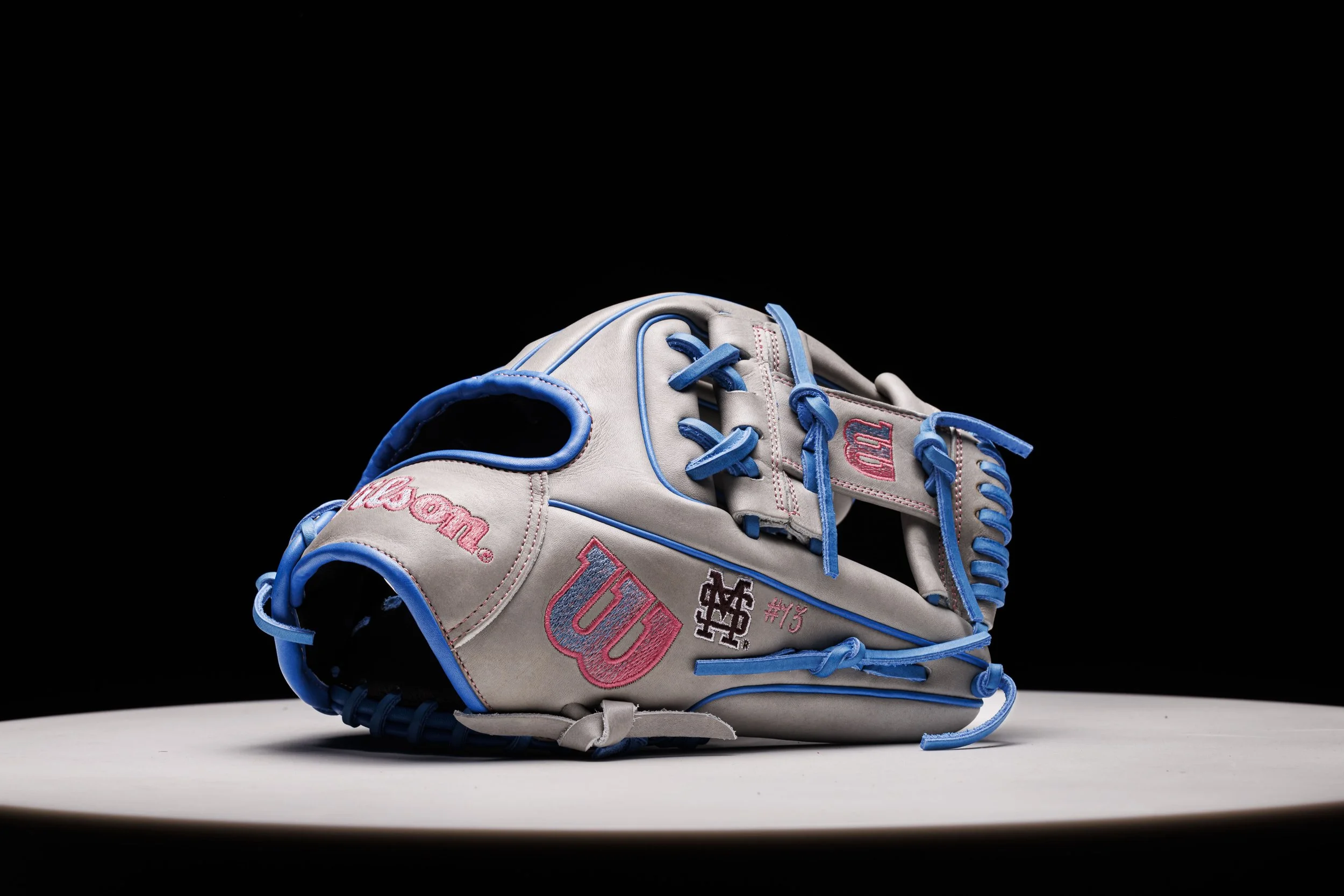 20231030_BB_GloveReveal_BB__0057.JPG