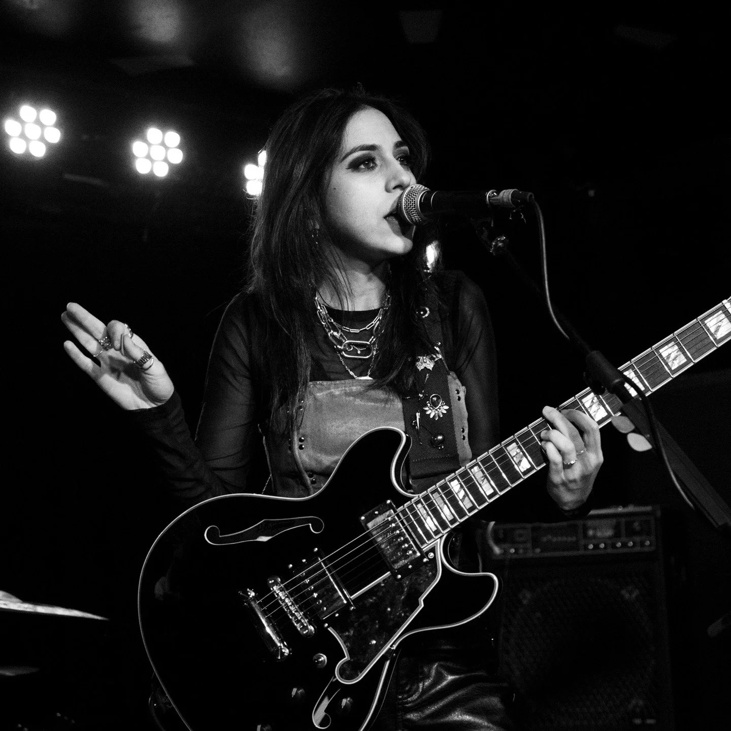 Much love to @the_money_trench and @fierce_panda_records for having us and to everyone who came down last night. Kid you not, had SO much fun at yesterday's show π₯°
Photos by the brill @chrispatmore