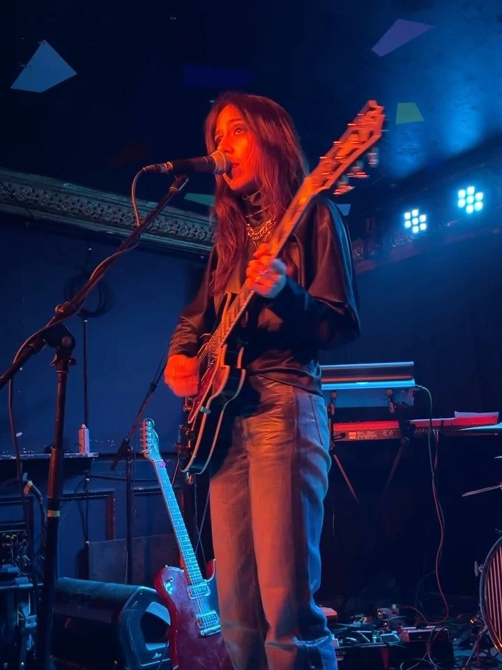 So much love to @ulysses_wells and the band for having me open their ace show on Friday and jump onstage for a rendition of Mend A Man with the ridiculously talented @davidjridley 🫶🏽 man, I love live music 🥹