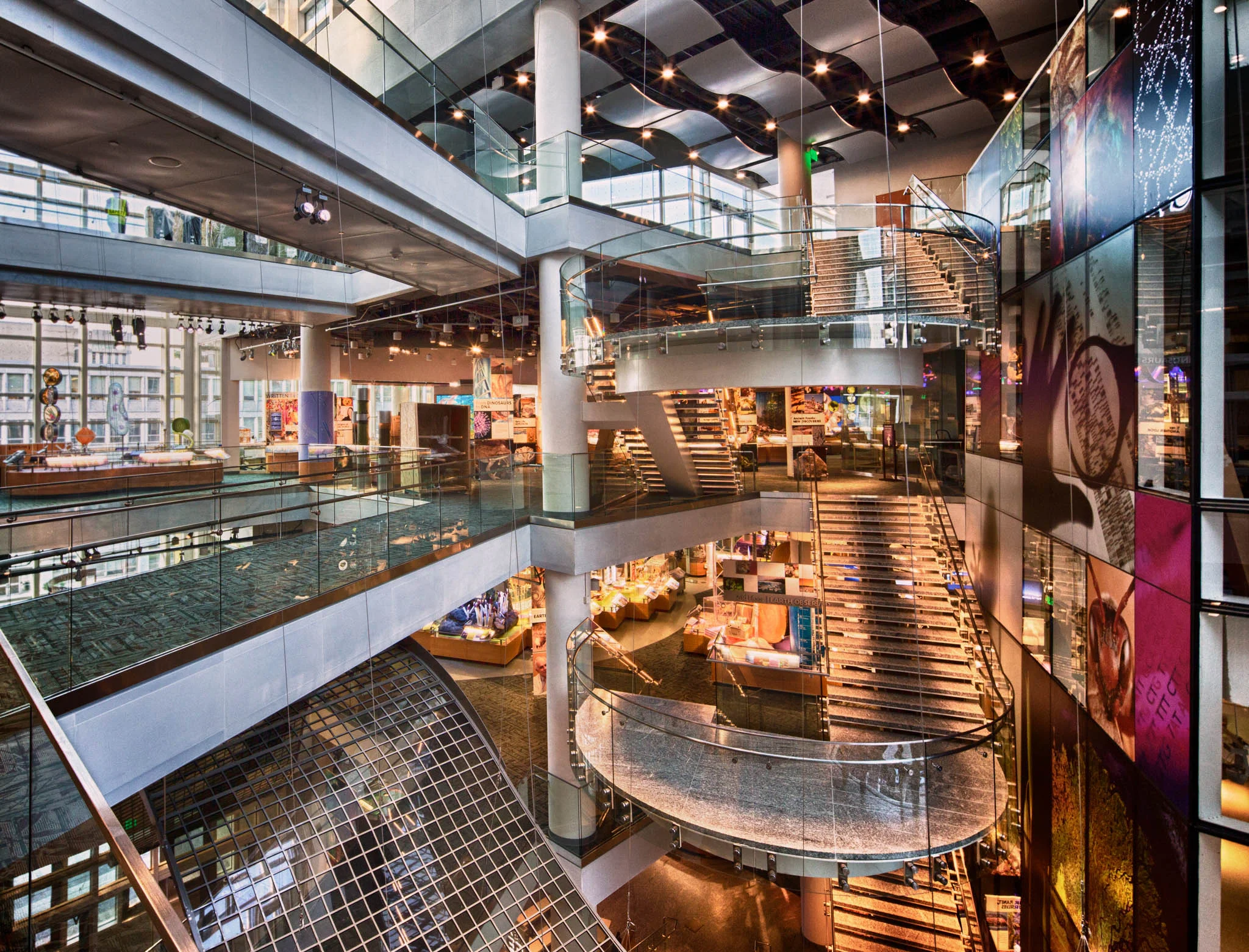 NC State Museum of Natural Science Nature Research Center The museum’s Nature Research Center, an 80,000-square-foot wing that opened in April 2012, seeks to inspire the next generation of scientists by demystifying the research process. Three floors are packed with interactive opportunities… - The New York Times