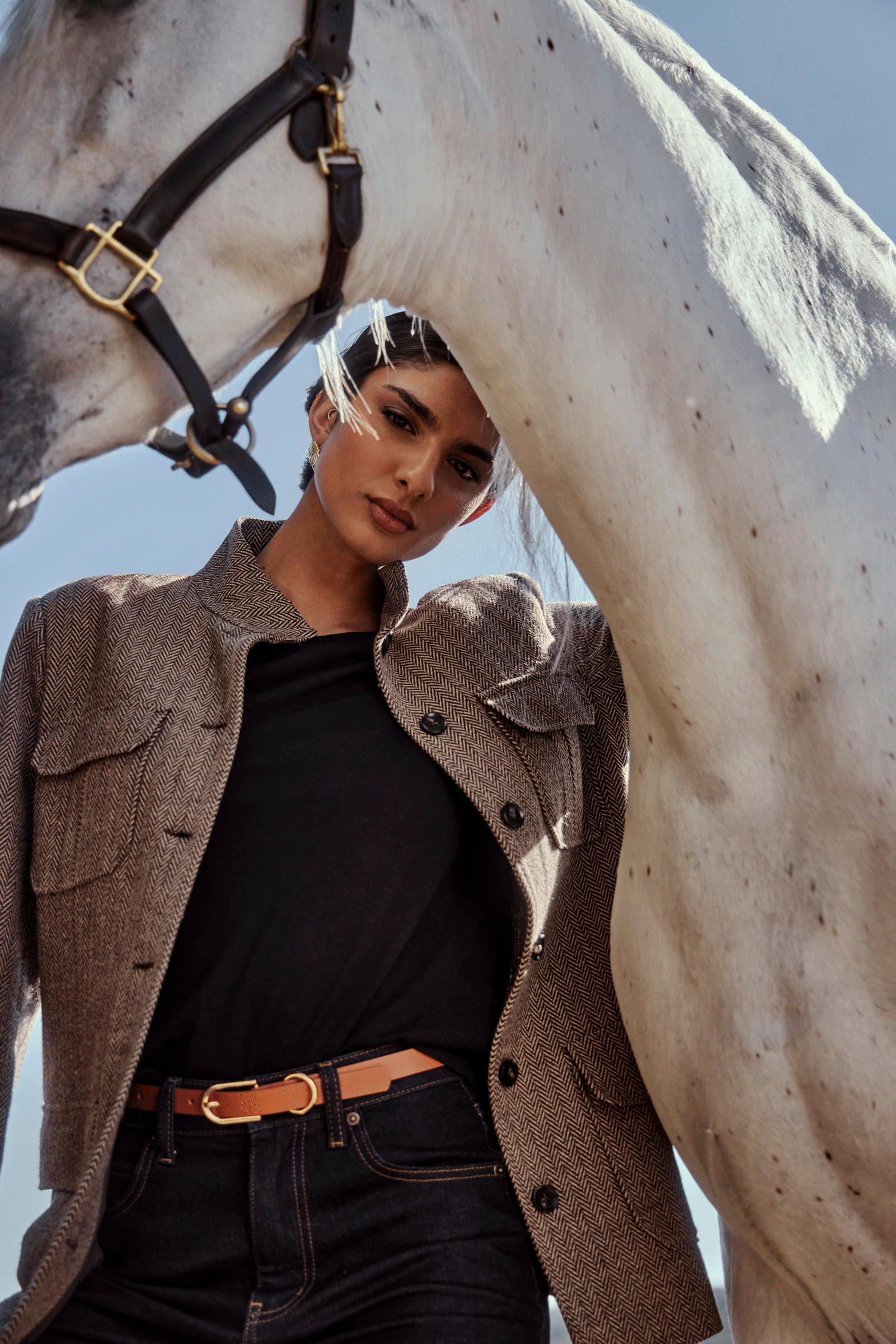 250729_Editorial_JF_1001_FALL-SHOP-PT2_4551_r2-GIF.gif
