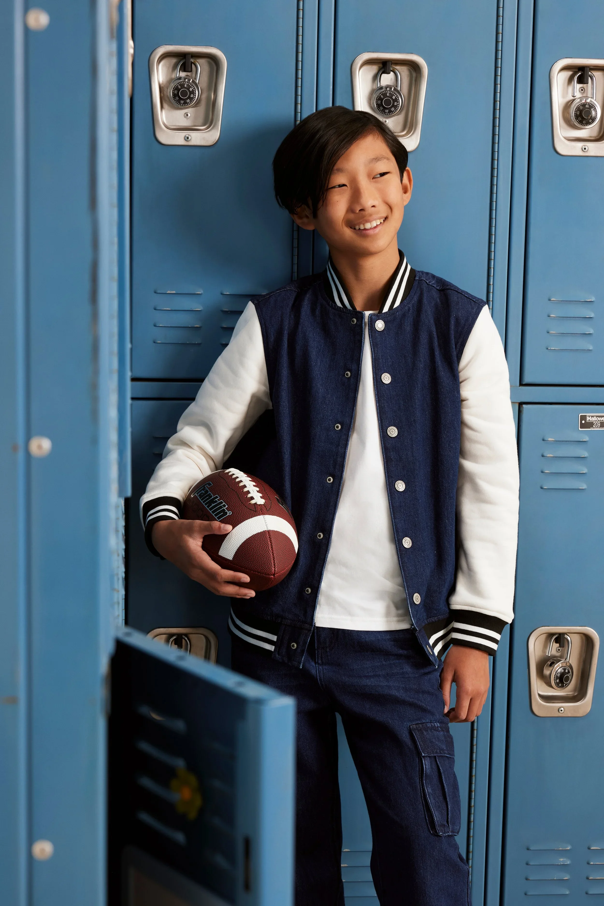 FK-250513-July-Editorial-BOYS-NEW-33_r1-small.jpg.webp