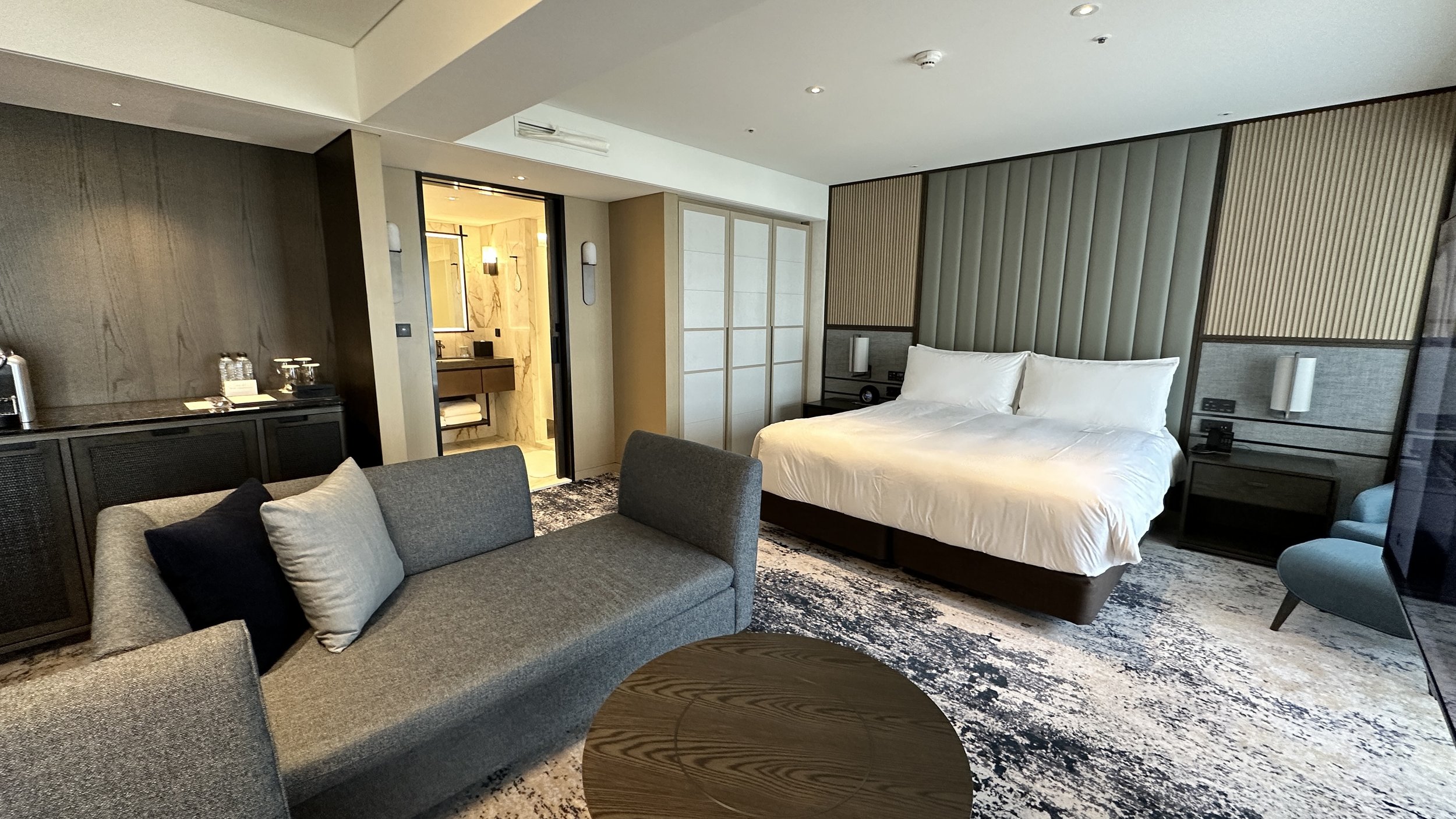 Hotel Review: Intercontinental Grand Seoul Parnas | King Junior Suite