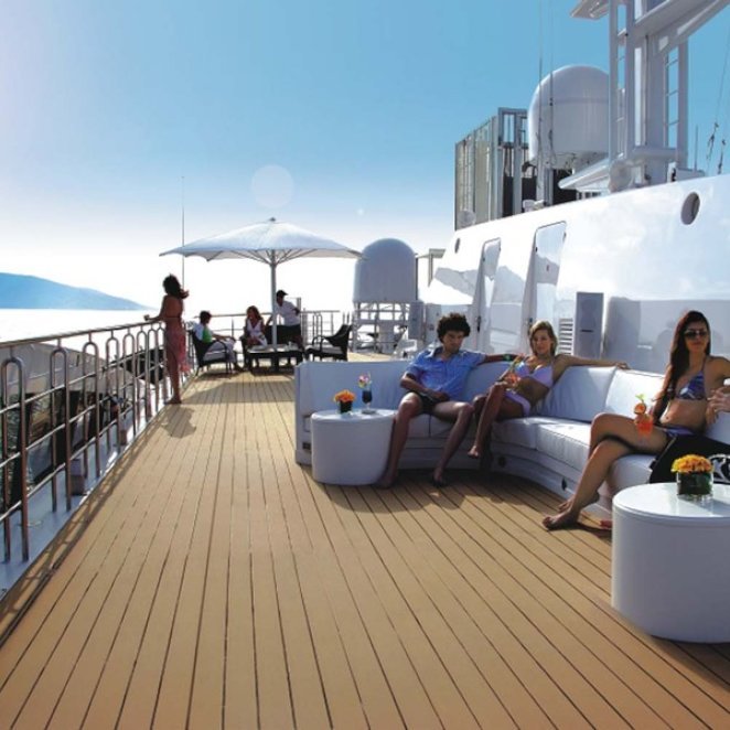 ELEGANT-007-yacht-sundeck-3.jpeg