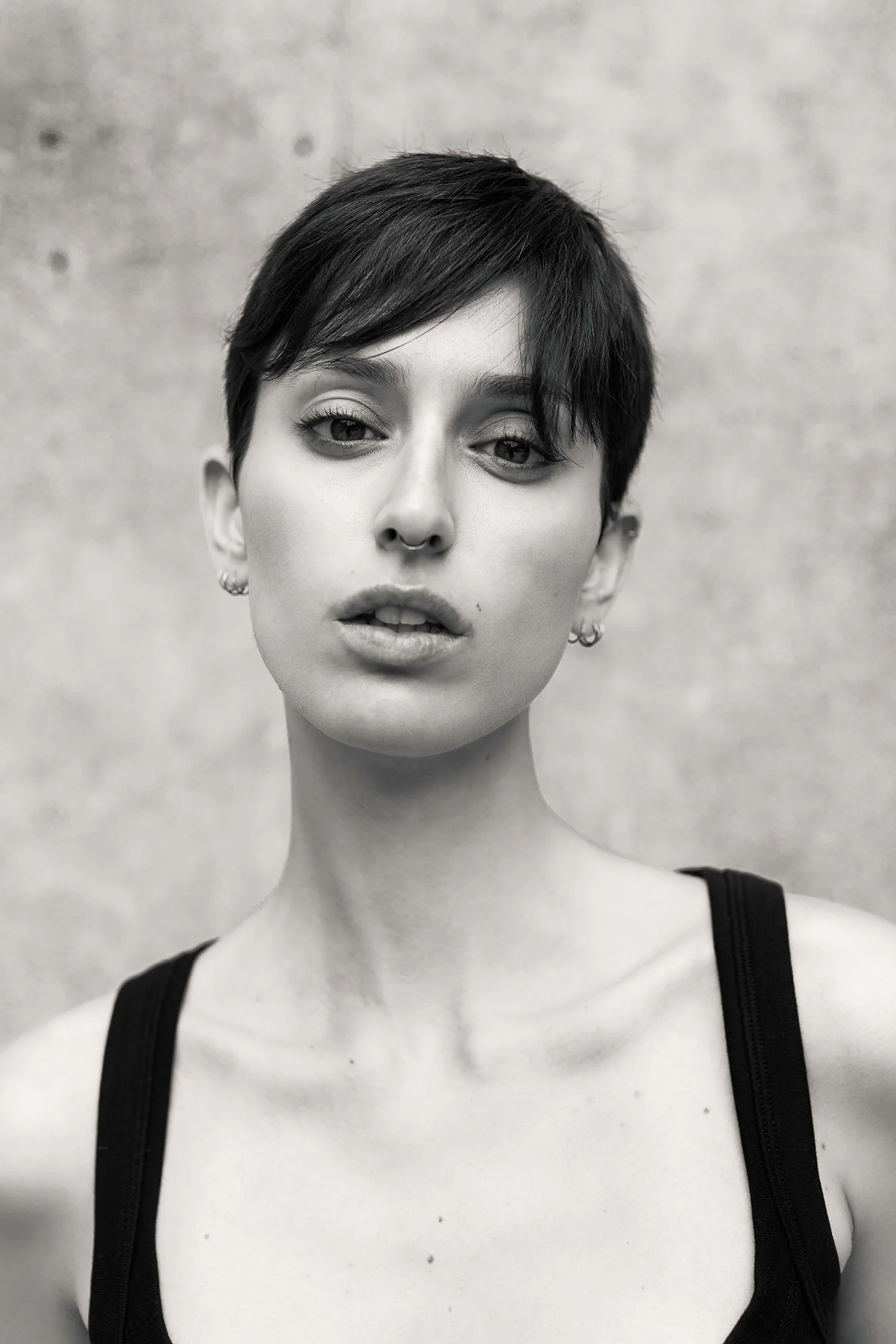 Nina-20260926-8351-2.jpg