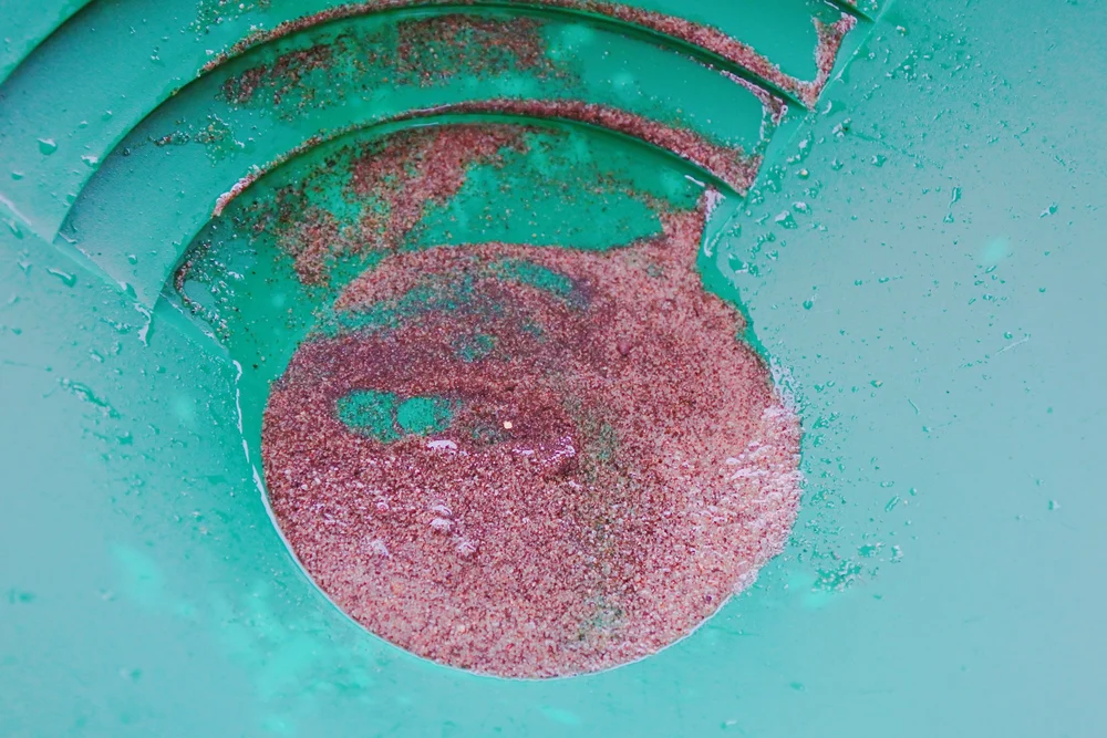 不器用でも必ず 金 が採れる 西三川で砂金採り体験 さどトリコ サドトリコ さどとりこ