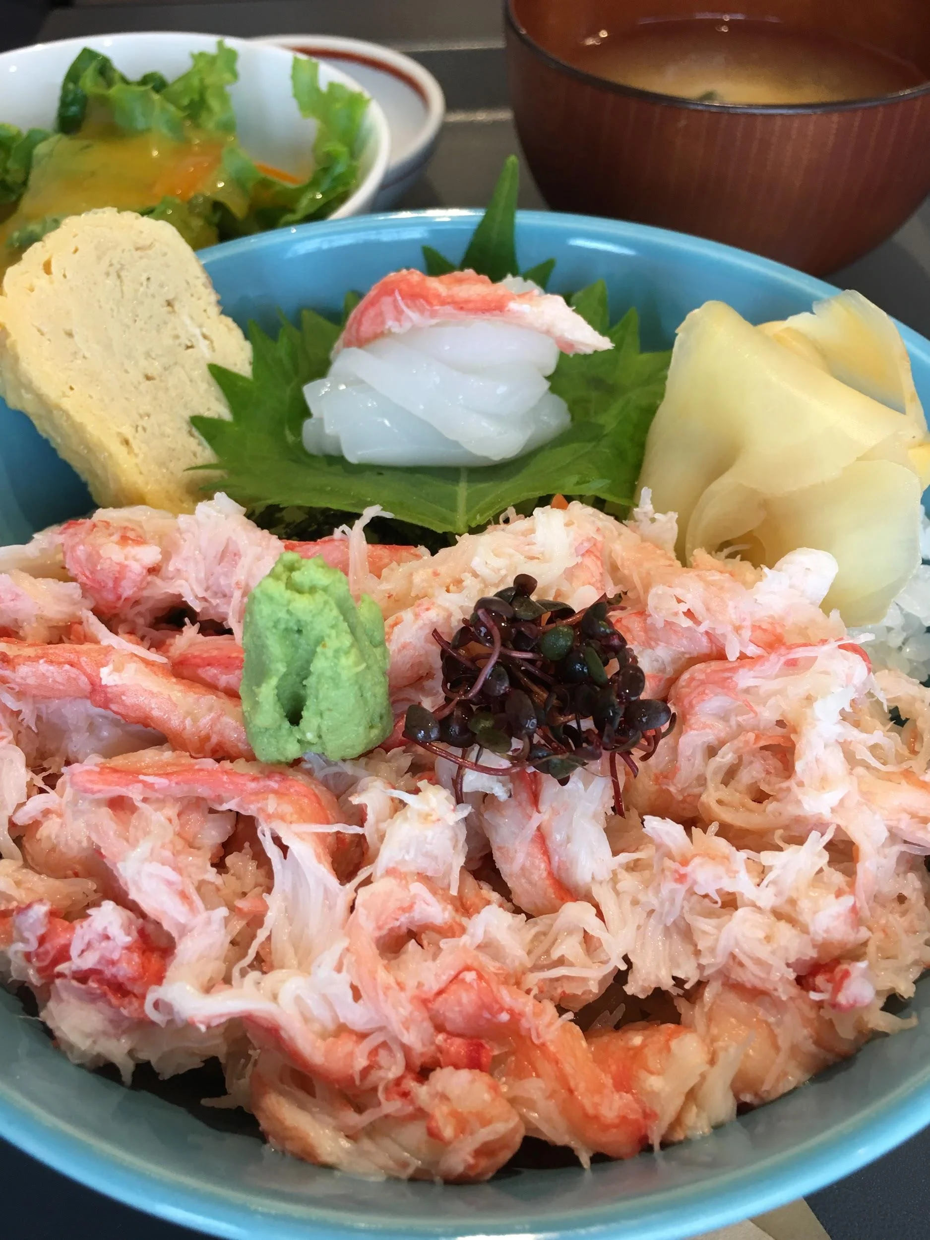 ああ、ブリカツ丼を食べたばかりなのに…全部食べてしまいたい