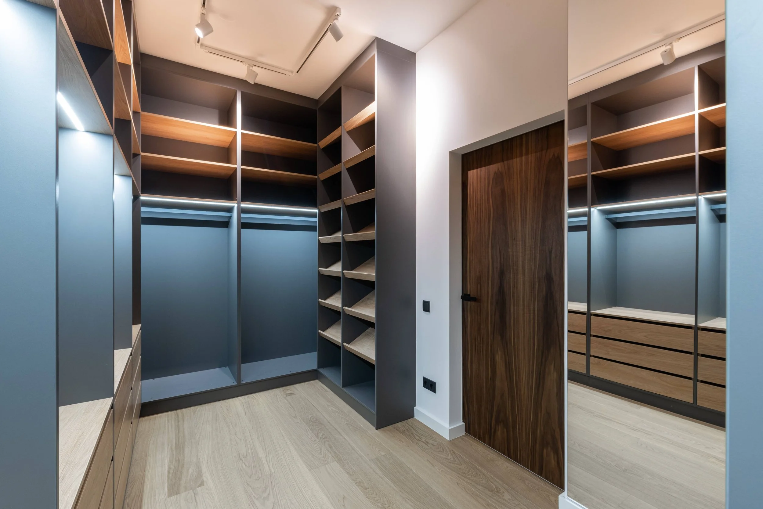 Excellent Closet Lighting Ideas for 2022