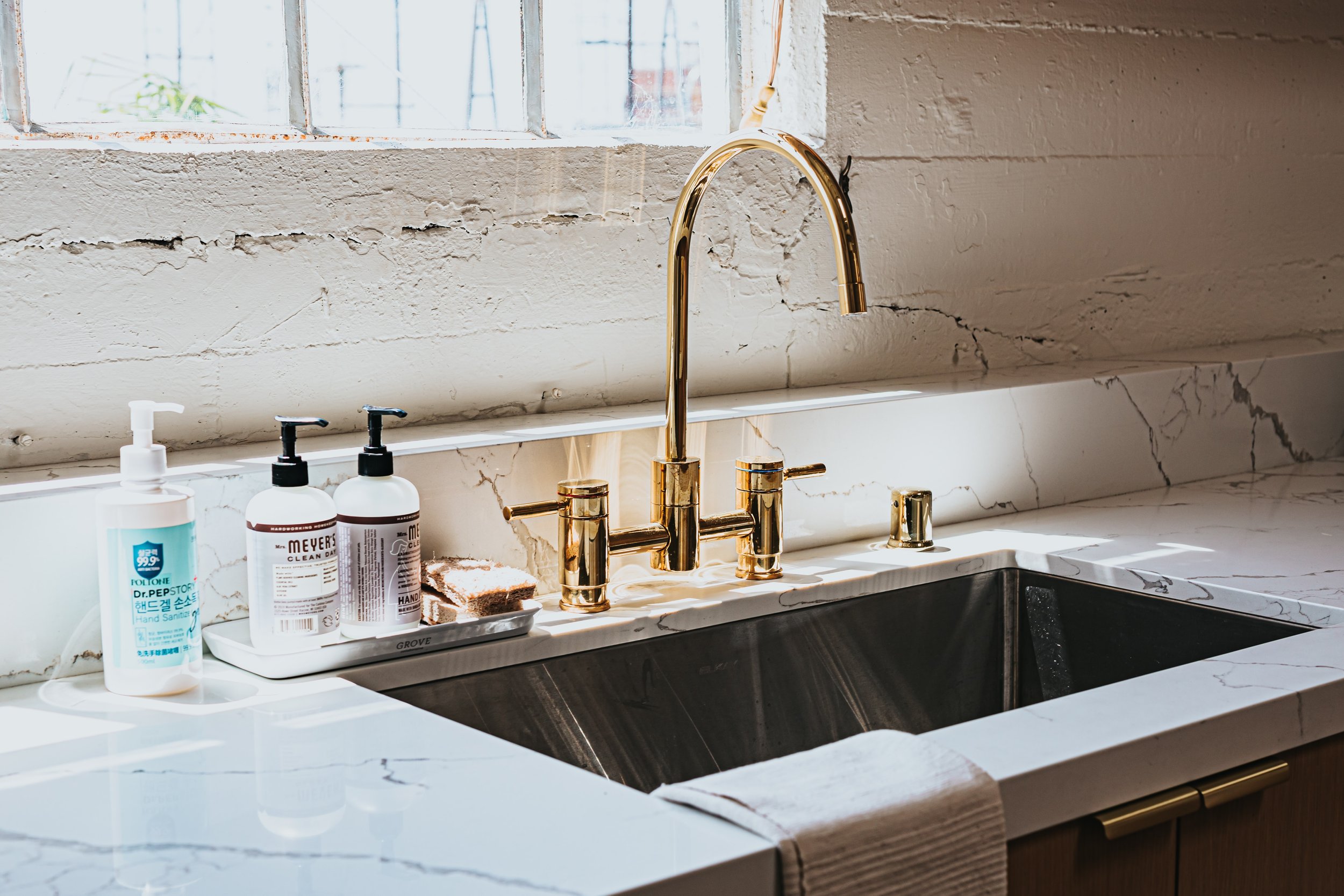 single vs double sink guest bathroom