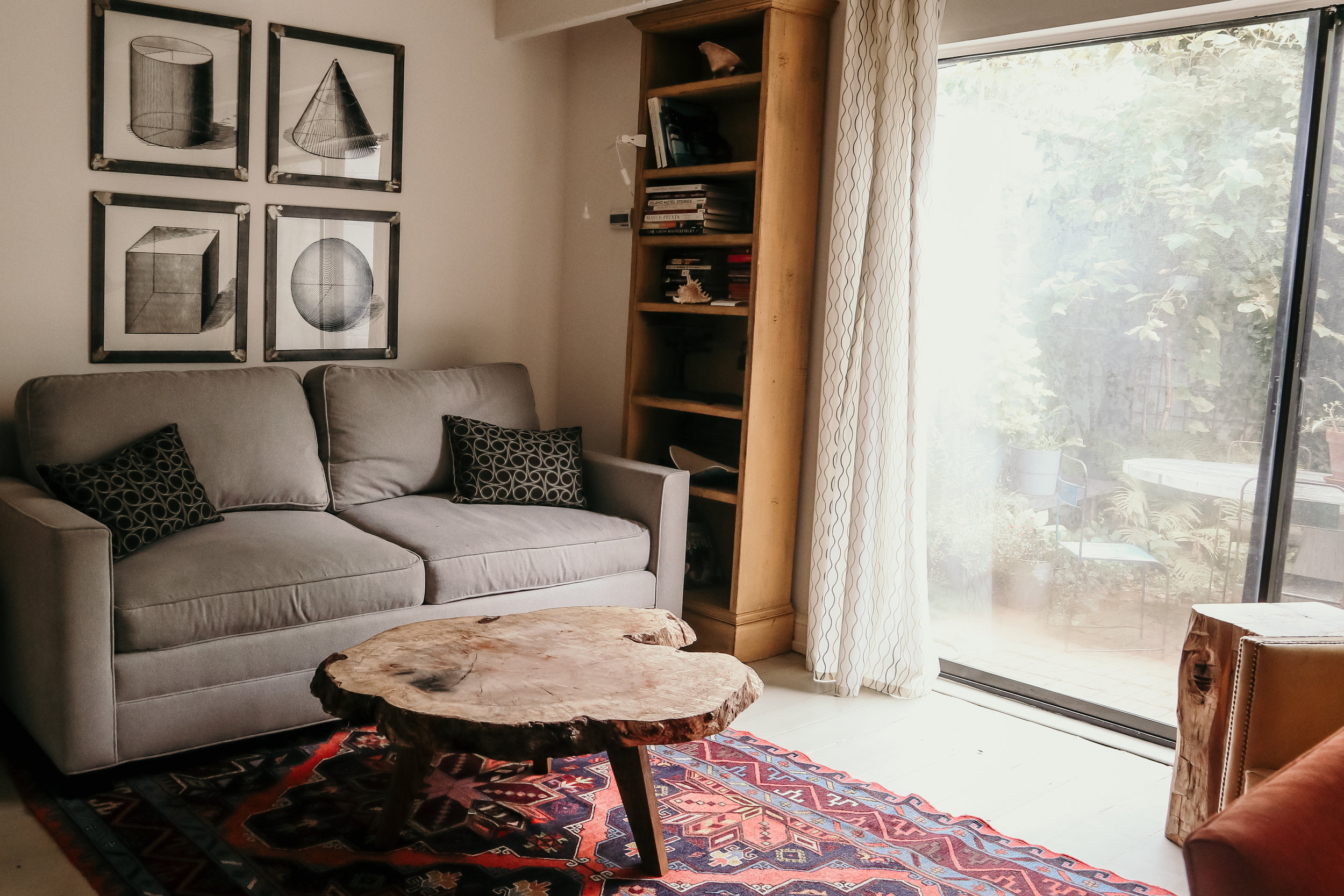 10K Dollar Day's Airbnb choice for Philadelphia City Center - photo by Ash Burns