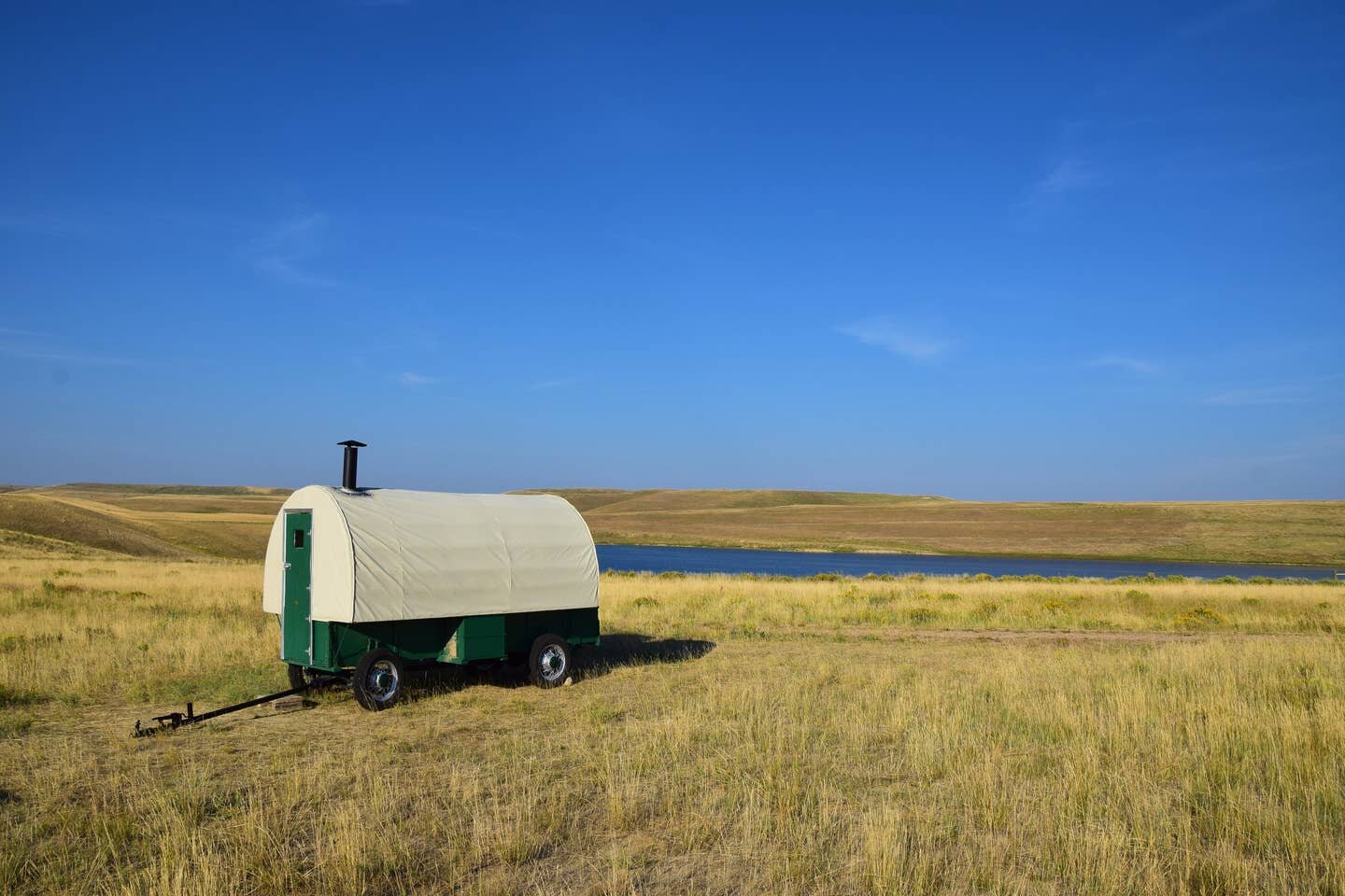 Heward's Fully Restored 1920's Sheep Wagon - Airbnb - Shirley Basin, Wyoming