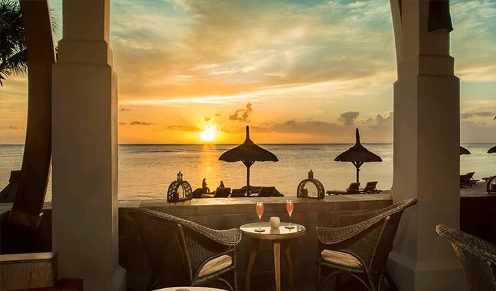 The Bar at The Oberoi Beach Resort Mauritius