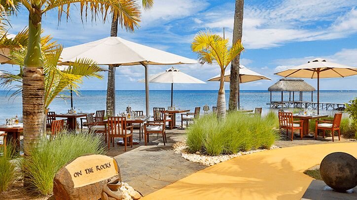 On the Rocks dining at The Oberoi Beach Resort Mauritius