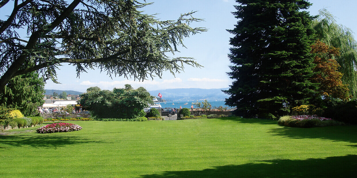 The luxury hotel Baur au Lac is set inside its own park with a lake, and boasts views of the Alps! - Zurich, Switzerland