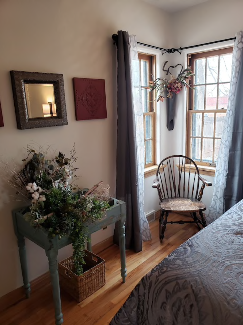 Charming one bedroom Airbnb located in downtown Spearfish, South Dakota