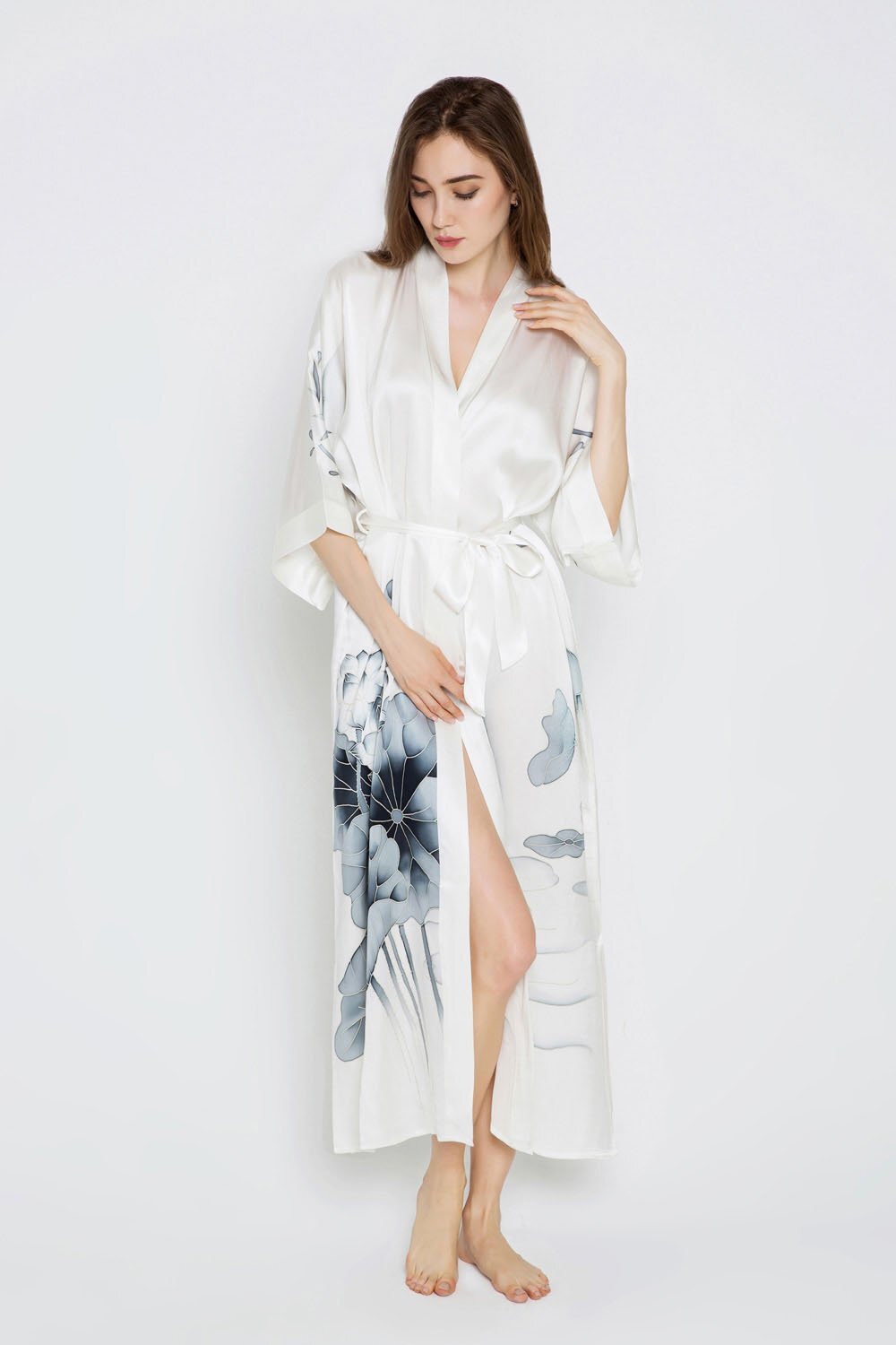 Kim + Ono Handprinted lotus kimono robe 