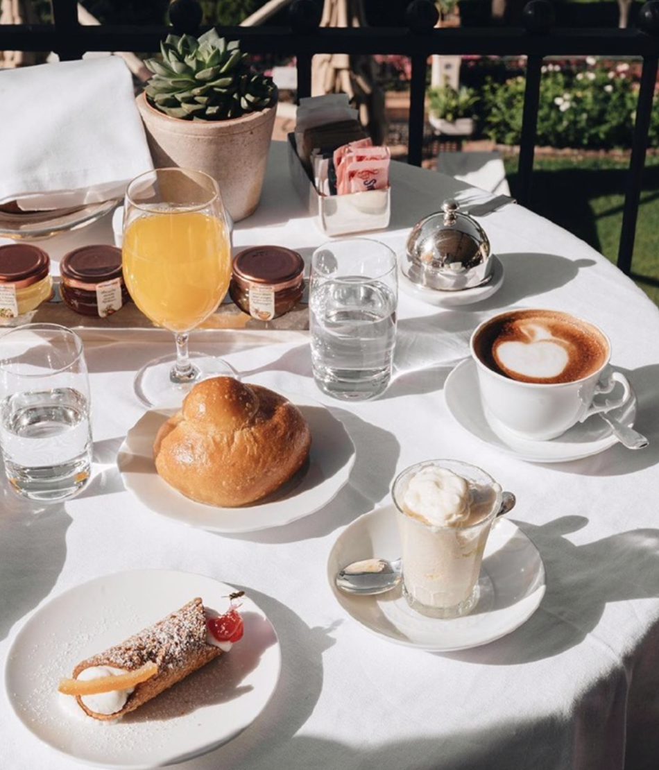 Breakfast at Belmond Grand Hotel Timeo - Instagram repost by @francinnocenti