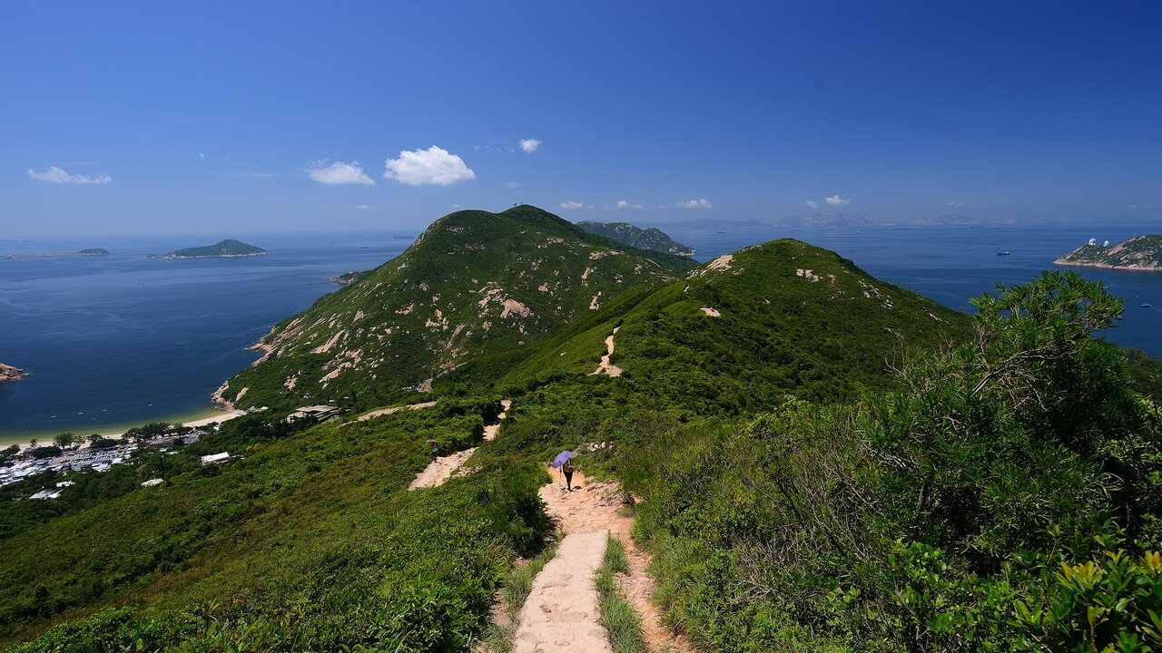 Dragon's Back Mountain Ridge and Hiking Tail - Hong Kong Island