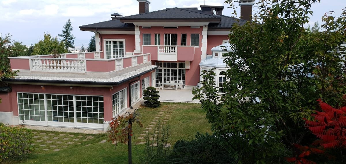 Unique Estate Airbnb - Sofia, Bulgaria (Copy)
