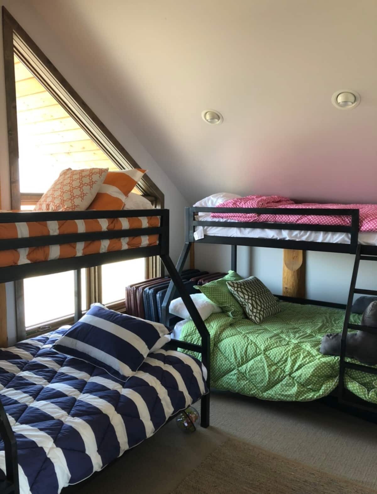 Modern Cabin sleeps 12 - Panguitch, Utah - Bryce Canyon National Park - Airbnb