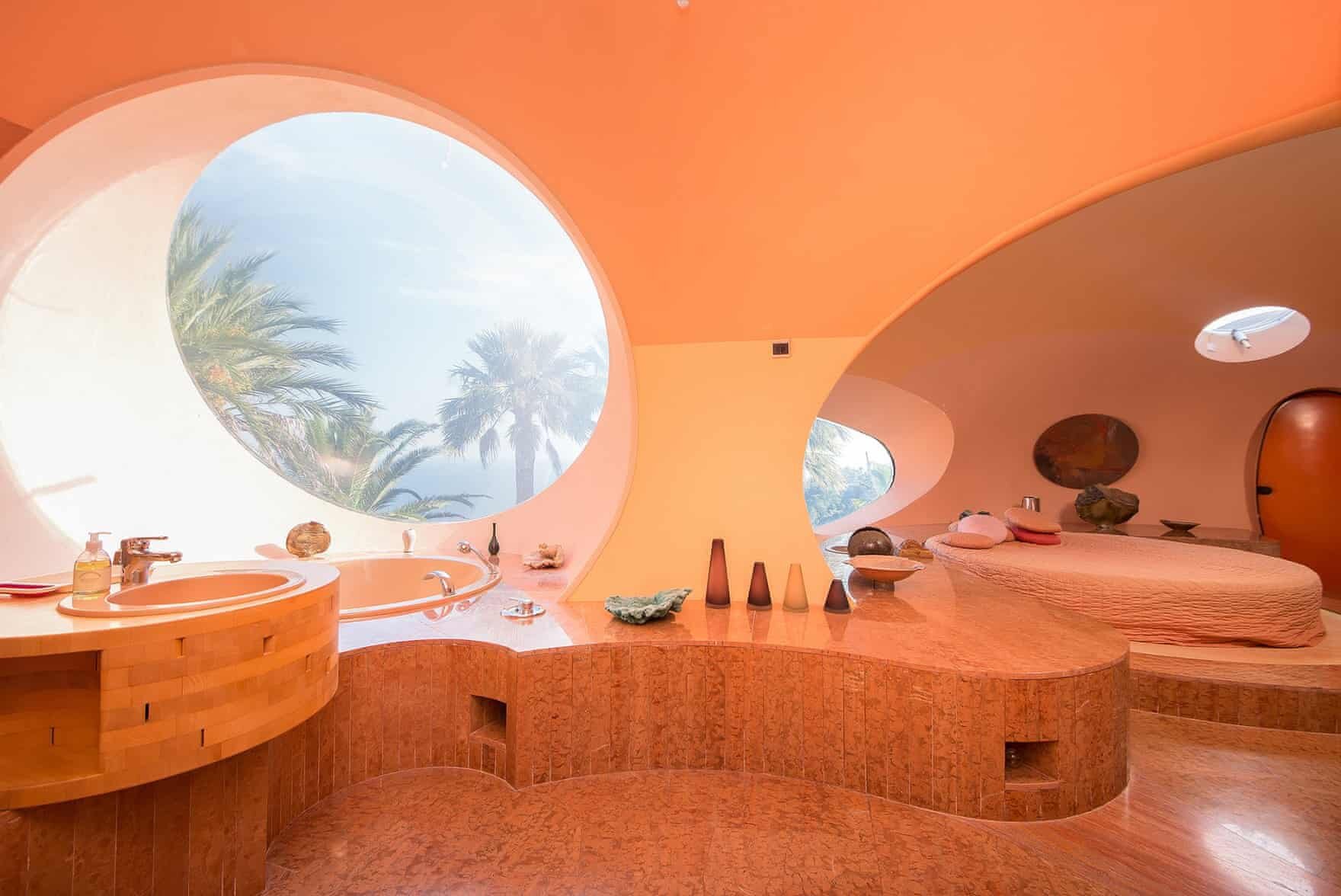 Pierre Cardin's Bubble House