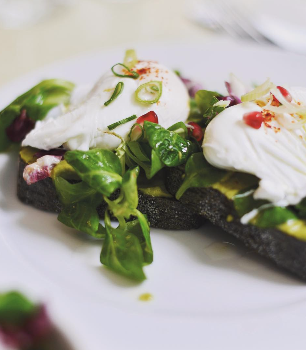 Avocado Toast at H.A.N.D. Paris