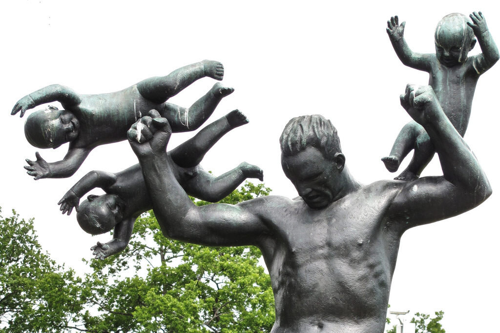 Vigeland Sculpture Park photo on Atlas Obscura by Bob West