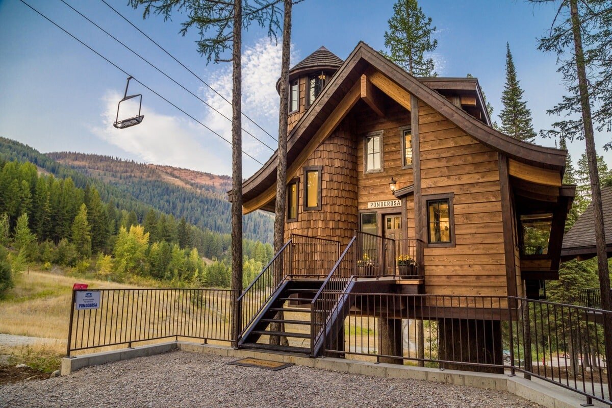 Ponderosa Treehouse at Snow Bear Chalets in Whitefish, Montana