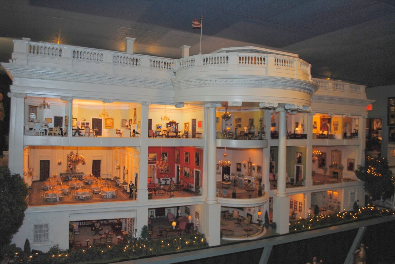 White House Replica at the President's Hall of Fame - Orlando, Florida (Clermont)