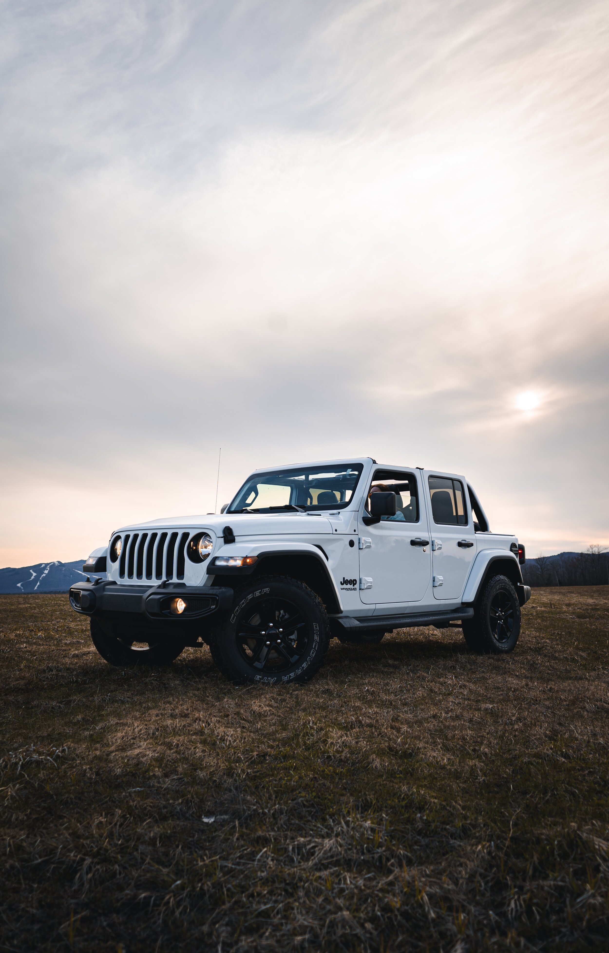 Alison loves to drive a Jeep on her 10K Dollar Day adventures