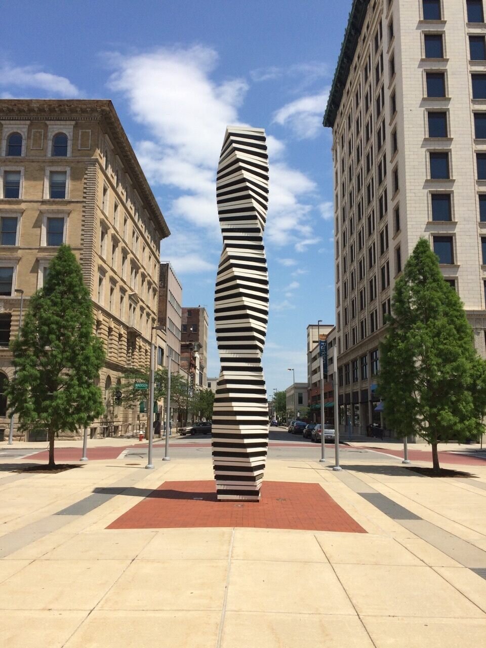 Art Tatum Celebration Column - Toledo, Ohio - JESSECBETHEA (ATLAS OBSCURA USER)