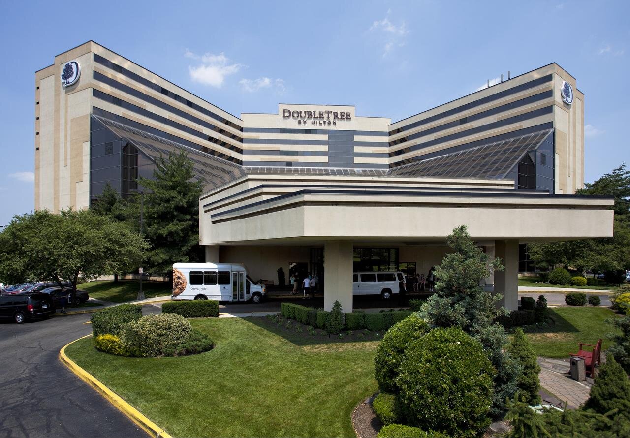 Doubletree by Hilton - Newark Airport