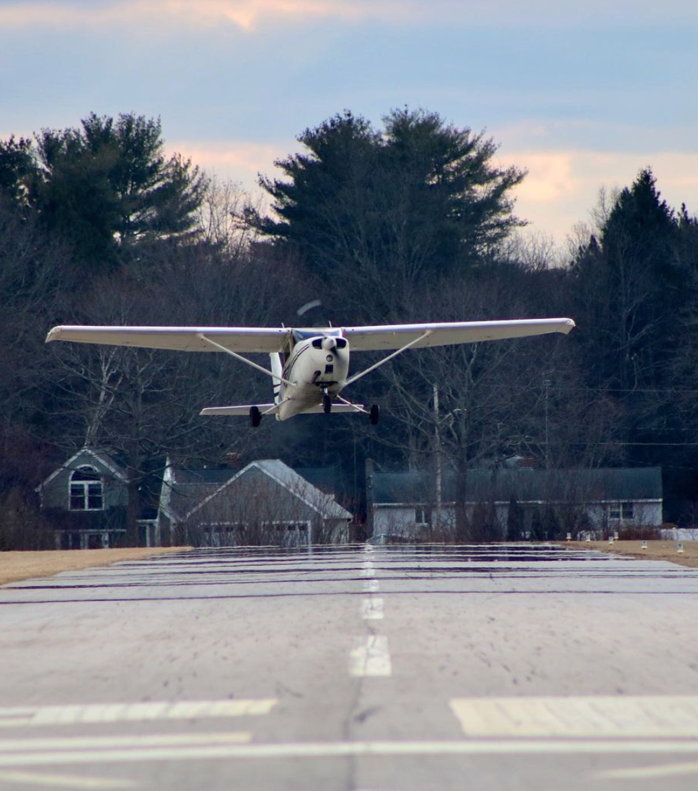 Hampton Airfield Flight School - North Hampton, New Hampshire