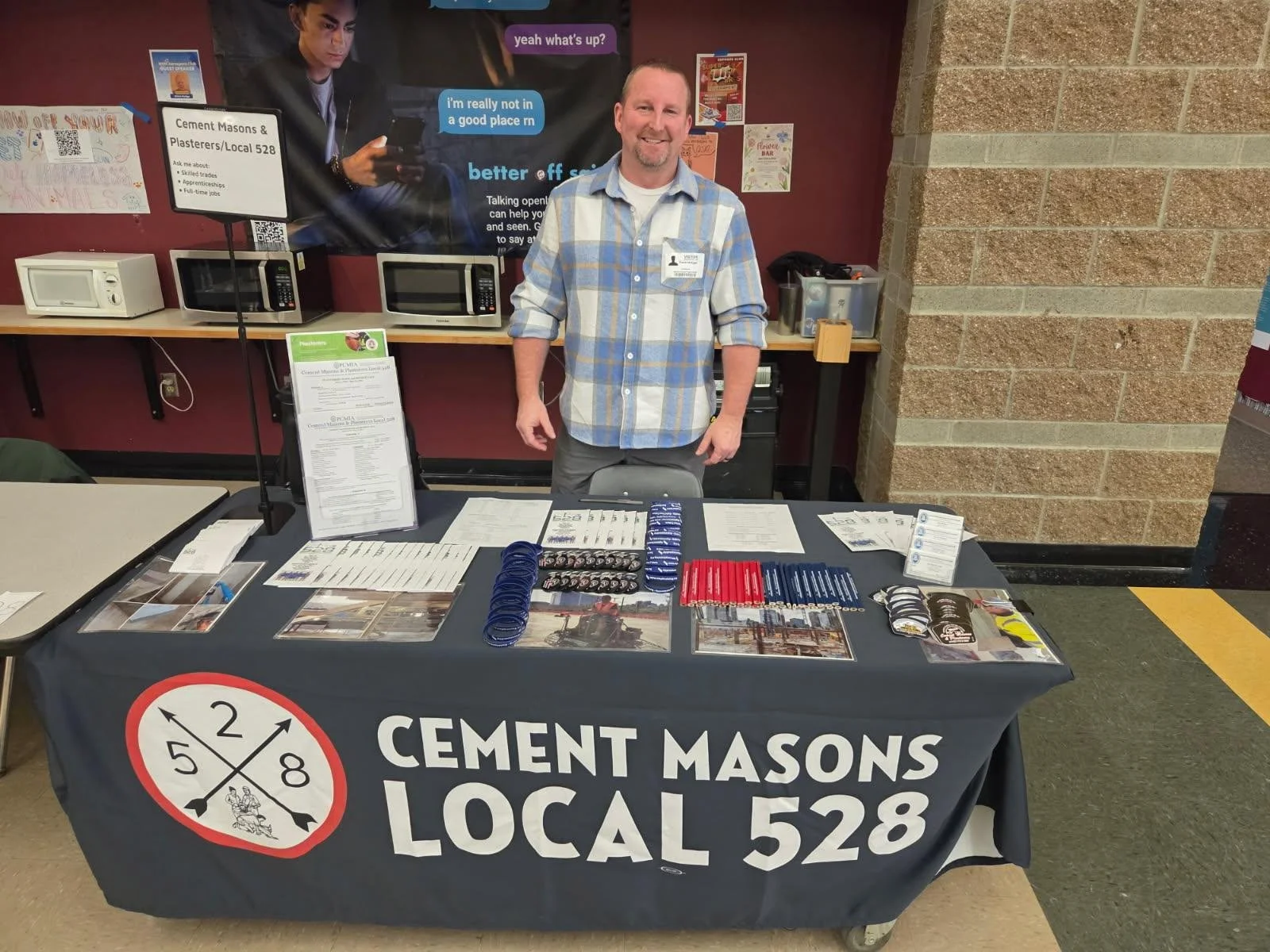 Building the future starts with investing in our youth.
Last week Business Agent Travis Metzger visited a local high school to show students what a career with Cement Masons &amp; Plasterers Local 528 is all about, skill, solidarity, and a craft you 