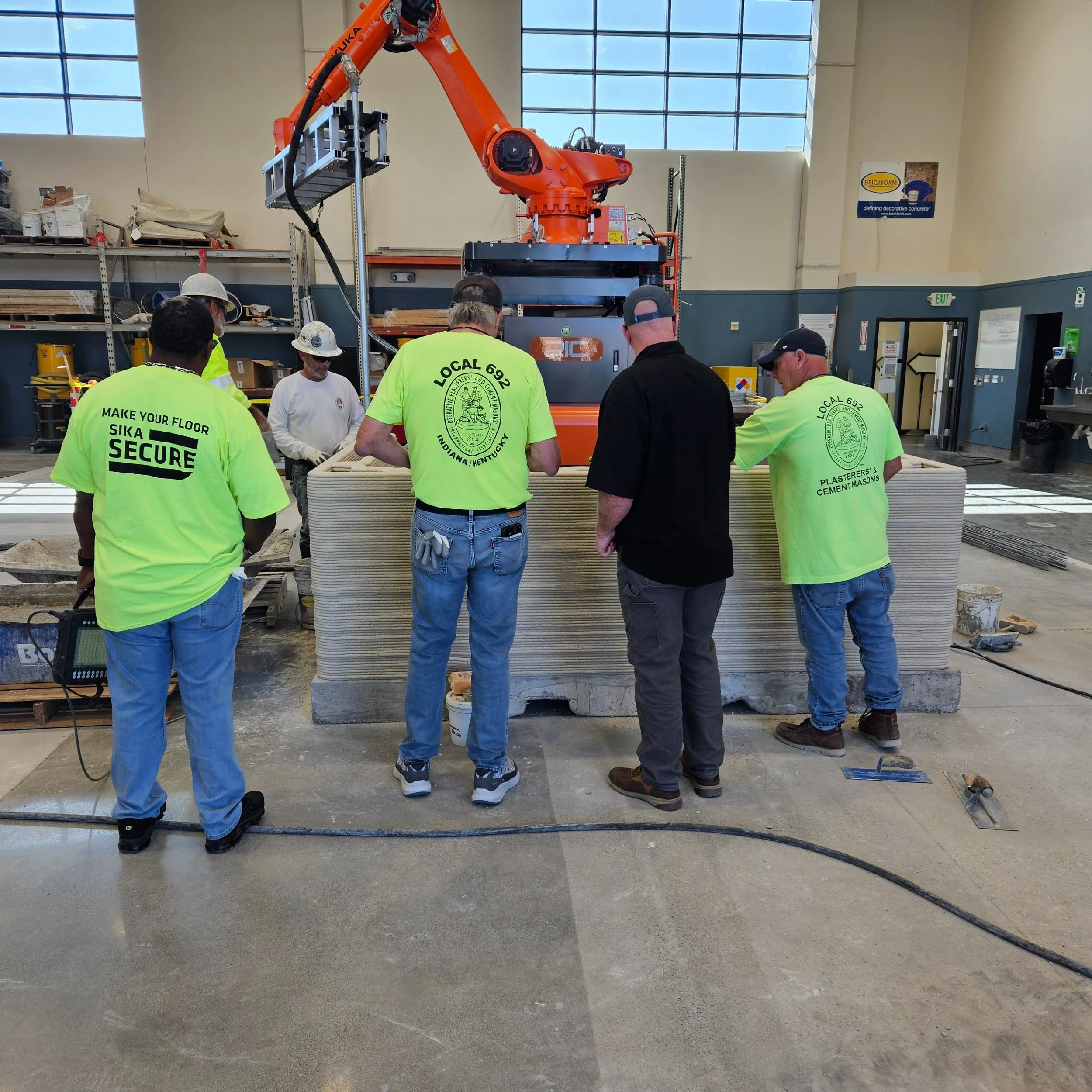 🚀 Building the future of concrete construction.
Last week, Local 528 hosted OPCMIA members from Locals 692 and 9 for our 40-hour Concrete 3D Printing (3DCP-1) training.
We shared hands-on training, lessons learned from years of 3DCP experience, and 