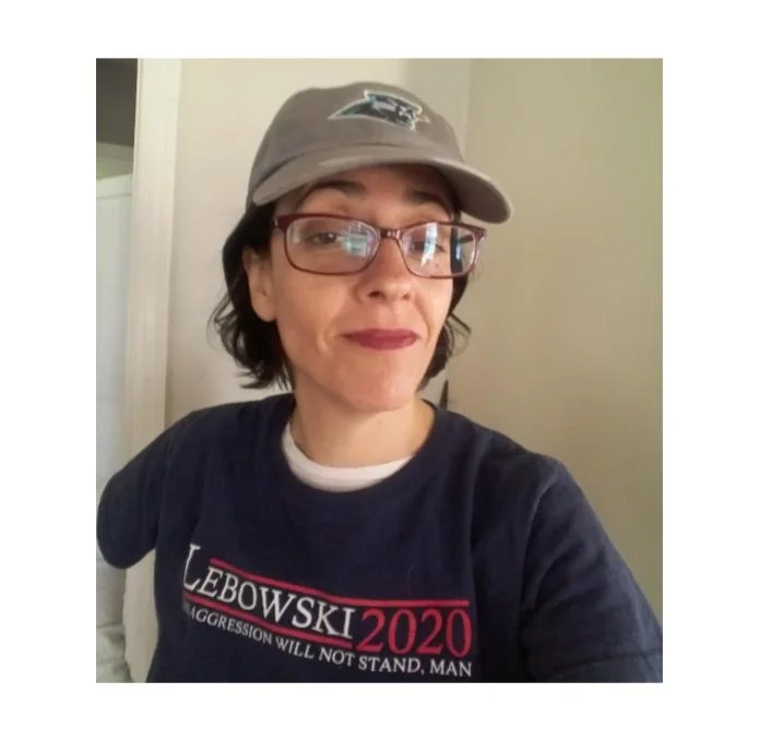 Leslie hat and t wide.jpg