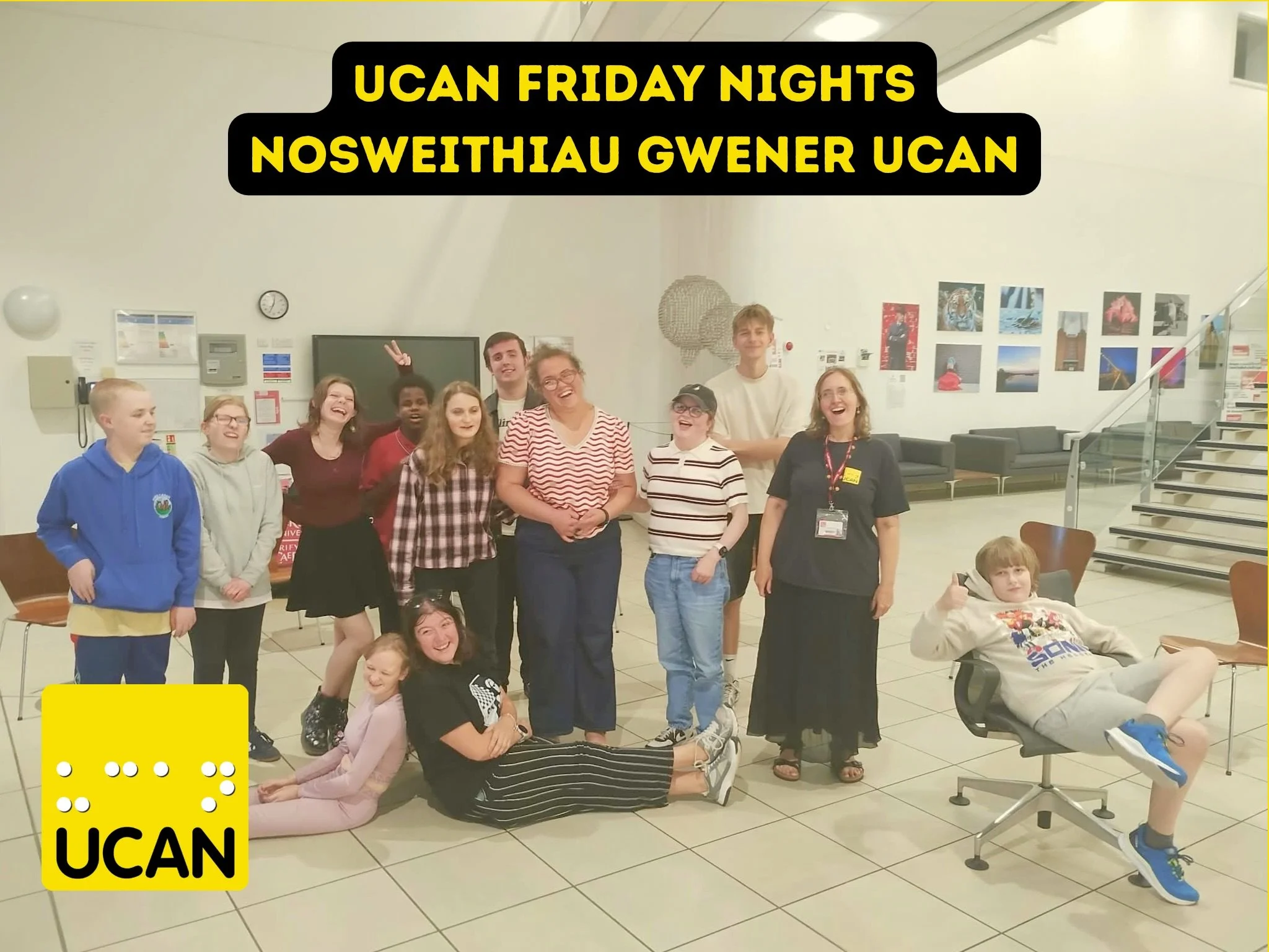 Look at all those smiling faces! 😄

We had such a brilliant Friday night session last week. Thanks to everyone who came along! 💛

Edrychwch ar yr holl wynebau hapus yna! 😄 

Cawsom sesiwn wych nos Wener diwethaf. Diolch i bawb a ddaeth draw! 💛 

