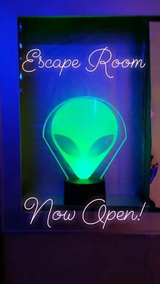 alien lamp.jpg